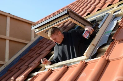 Pose de fenêtres de toit Velux à Sassis